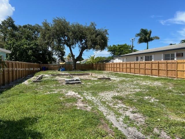   /   кв.футов $ 2025-11-10 0 Фото