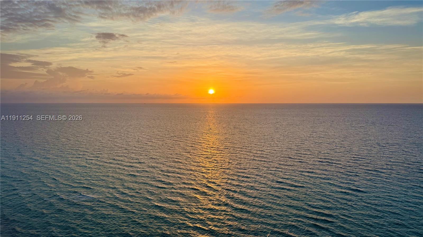 See details 2203 2 / 3 1962 sq. ft. $ 2025-11-10 0 Photo