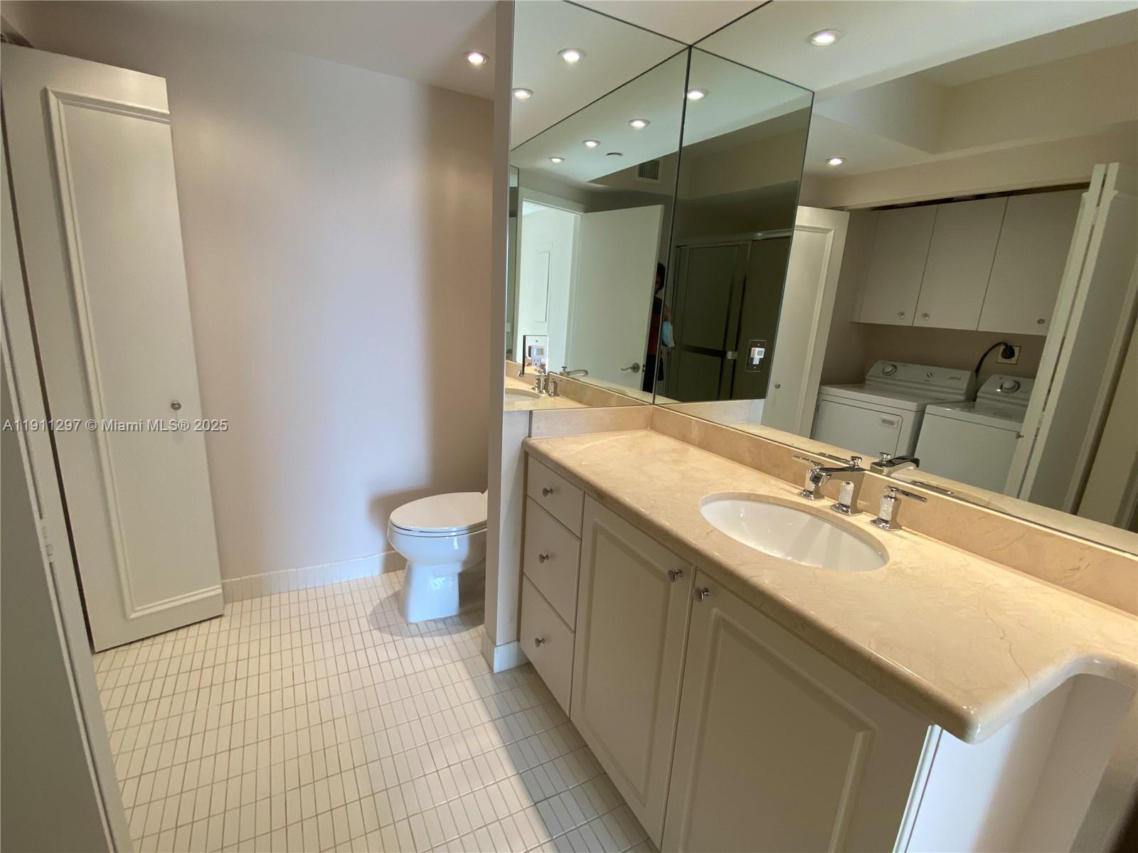 Photo of 20281 Country Club Dr  #511, Aventura, Florida, 33180 - Second bathroom.