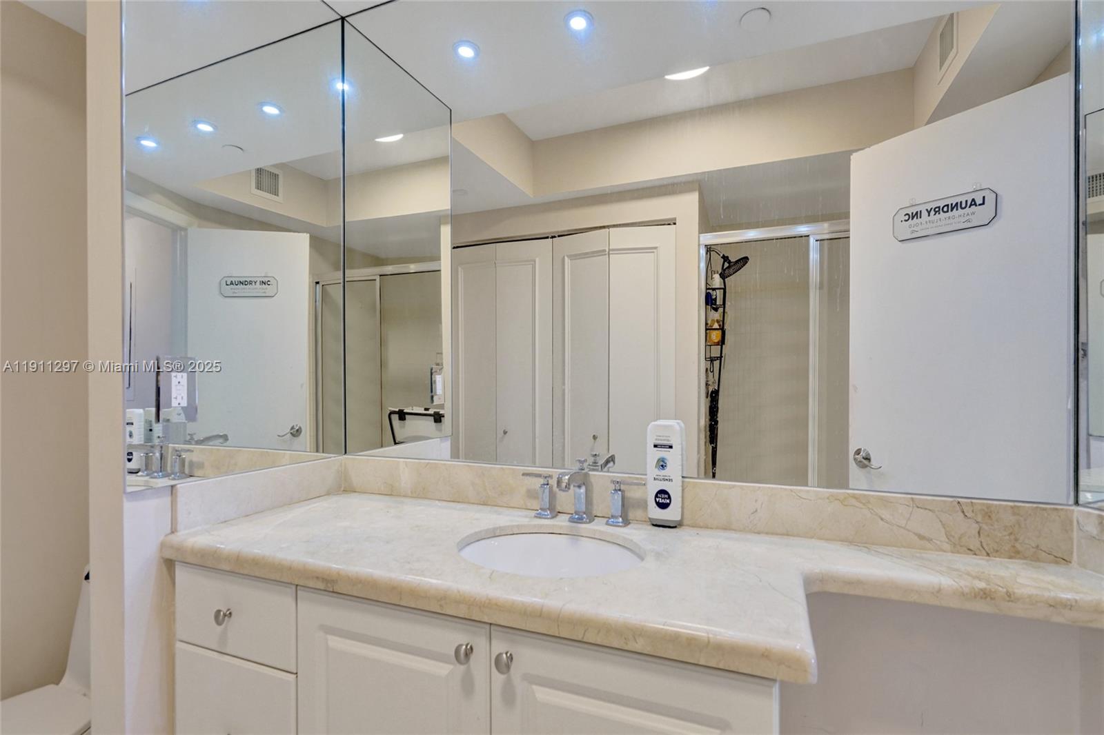 Photo of 20281 Country Club Dr  #511, Aventura, Florida, 33180 - Second bathroom.