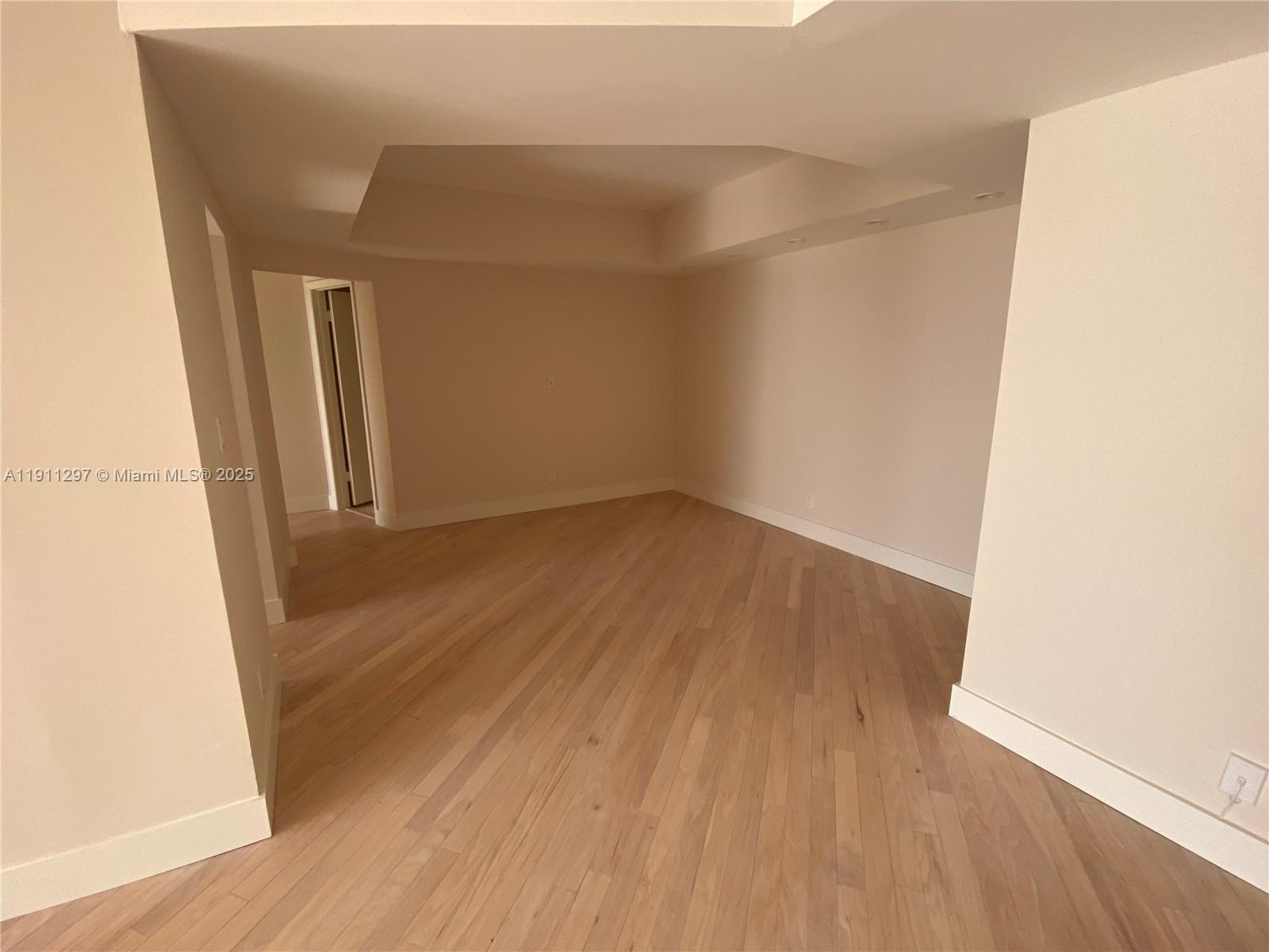 Photo of 20281 Country Club Dr  #511, Aventura, Florida, 33180 - Dining room area.