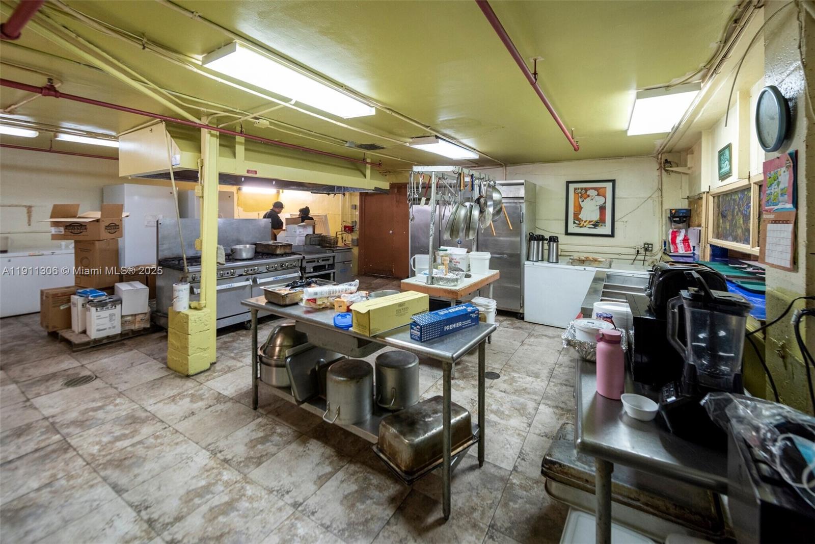   /   sq. ft. $ 2025-11-10 0 Photo