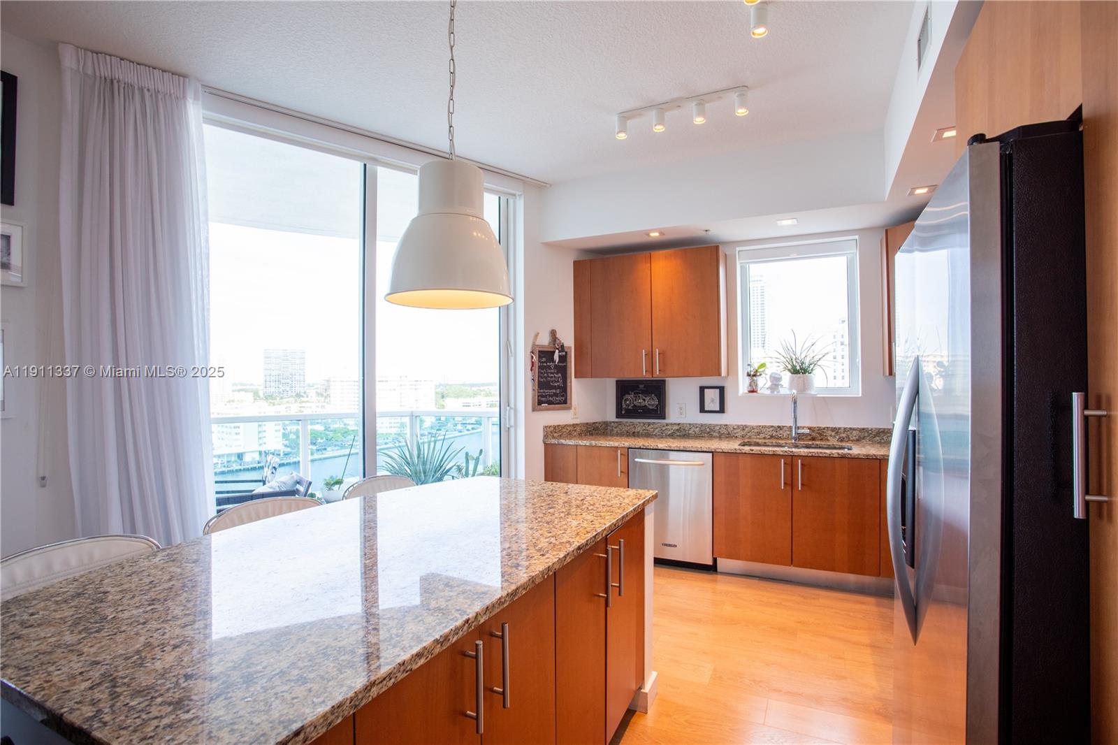 Photo of 1945 Ocean Dr #1108, Hallandale Beach, Florida, 33009 -