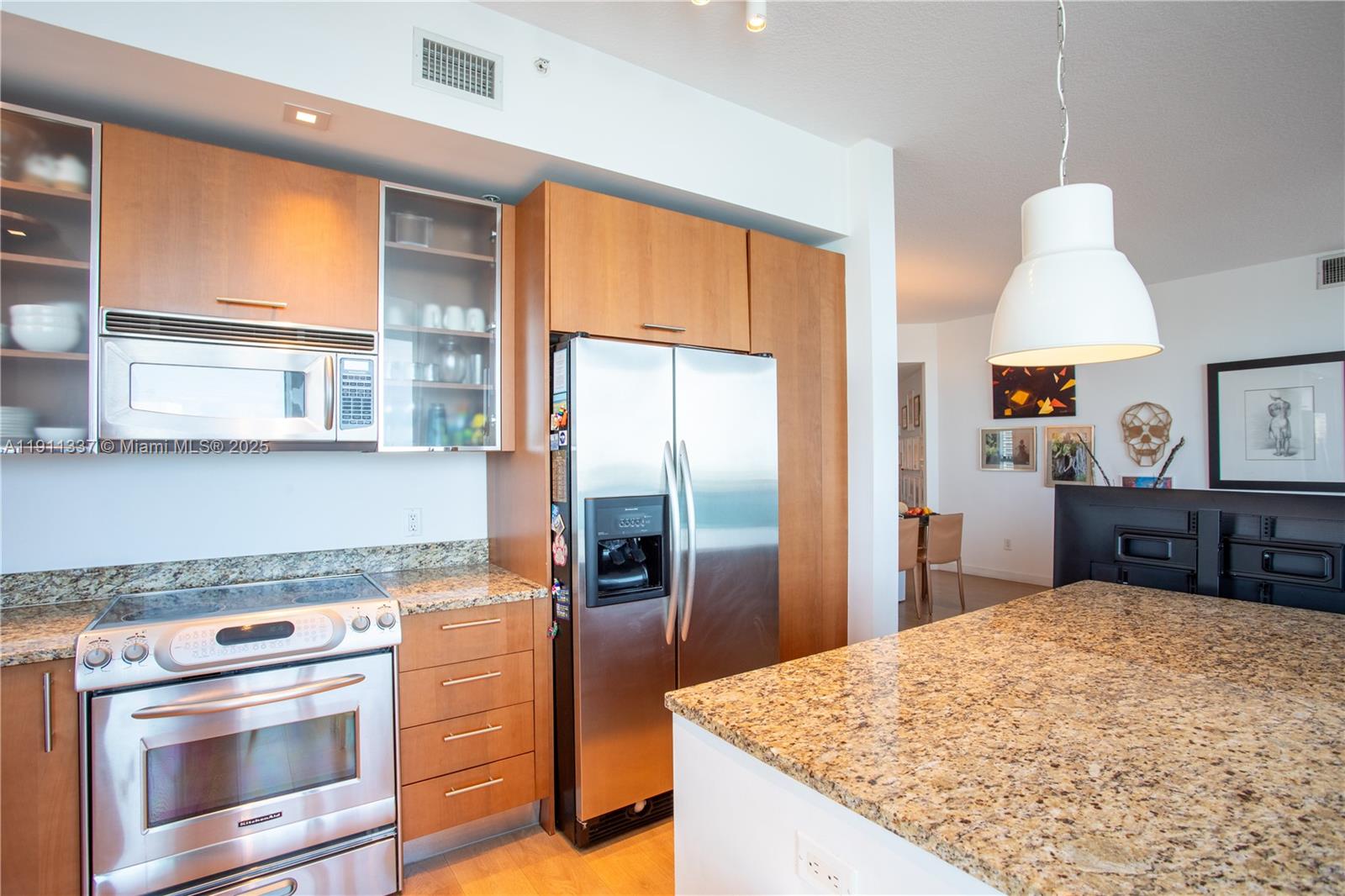 Photo of 1945 Ocean Dr #1108, Hallandale Beach, Florida, 33009 -