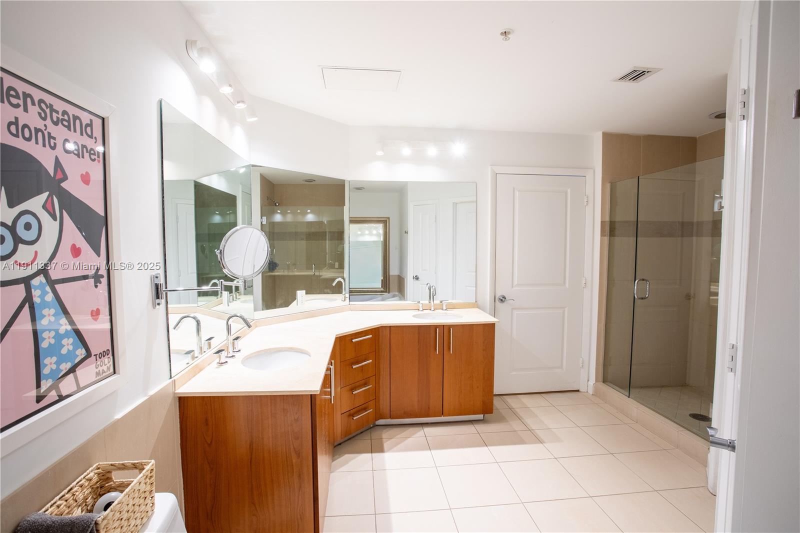 Photo of 1945 Ocean Dr #1108, Hallandale Beach, Florida, 33009 -