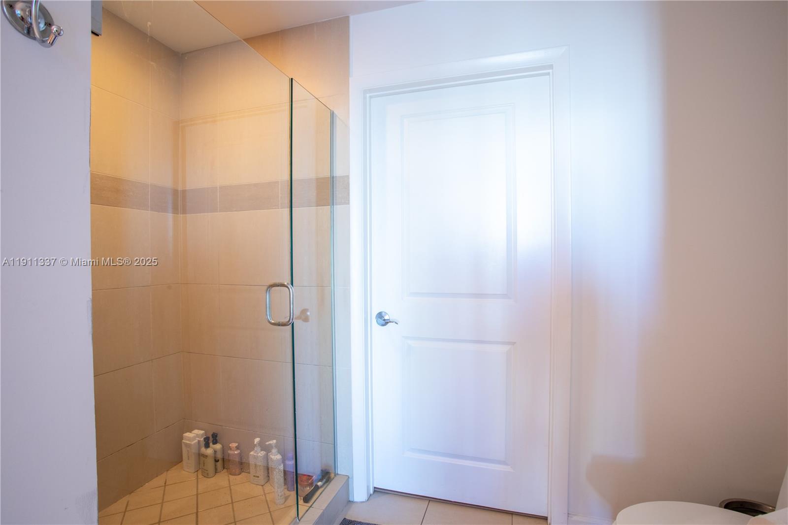 Photo of 1945 Ocean Dr #1108, Hallandale Beach, Florida, 33009 -