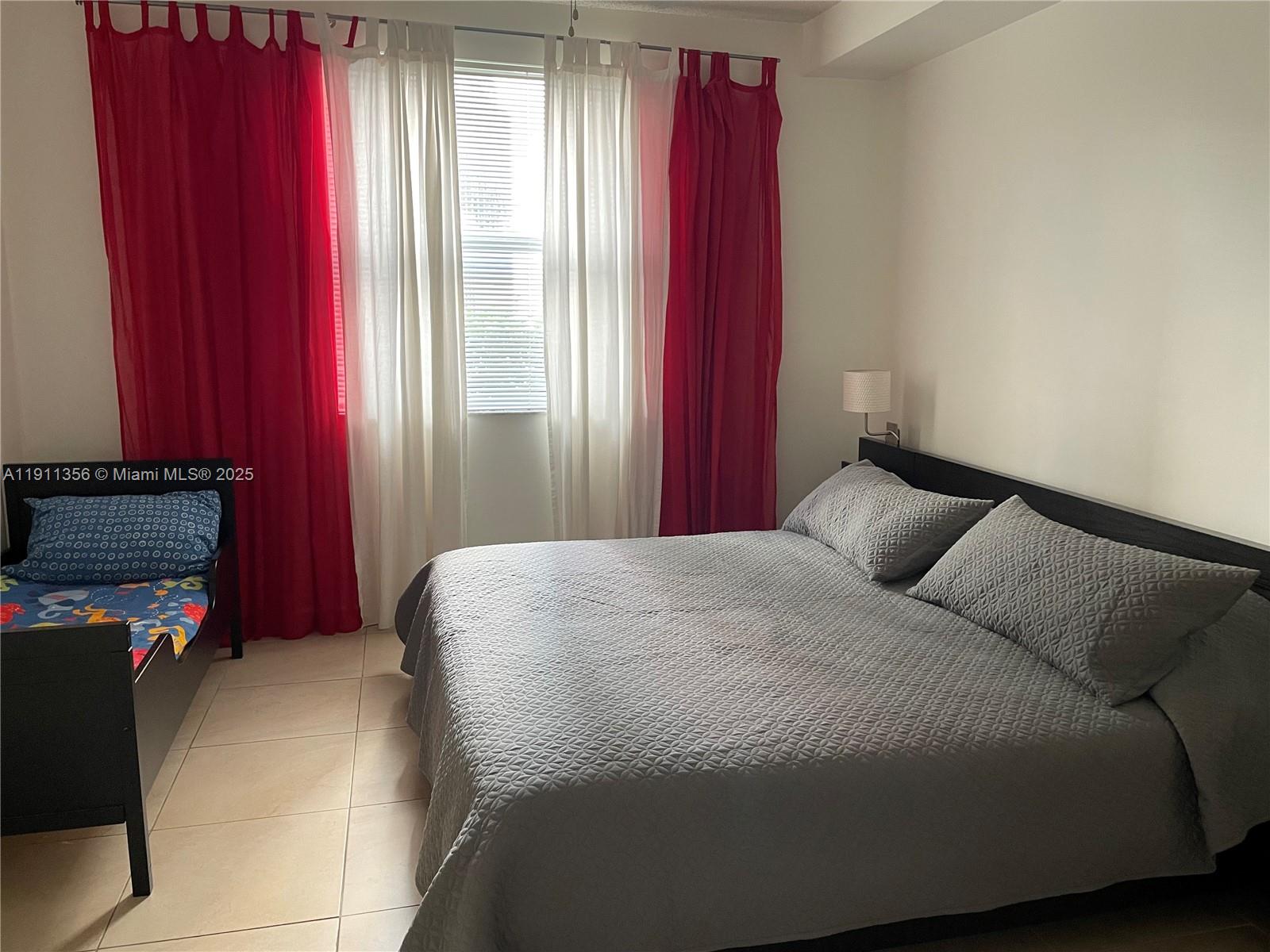 Photo of 17100 Bay Rd #1118, Sunny Isles Beach, Florida, 33160 -