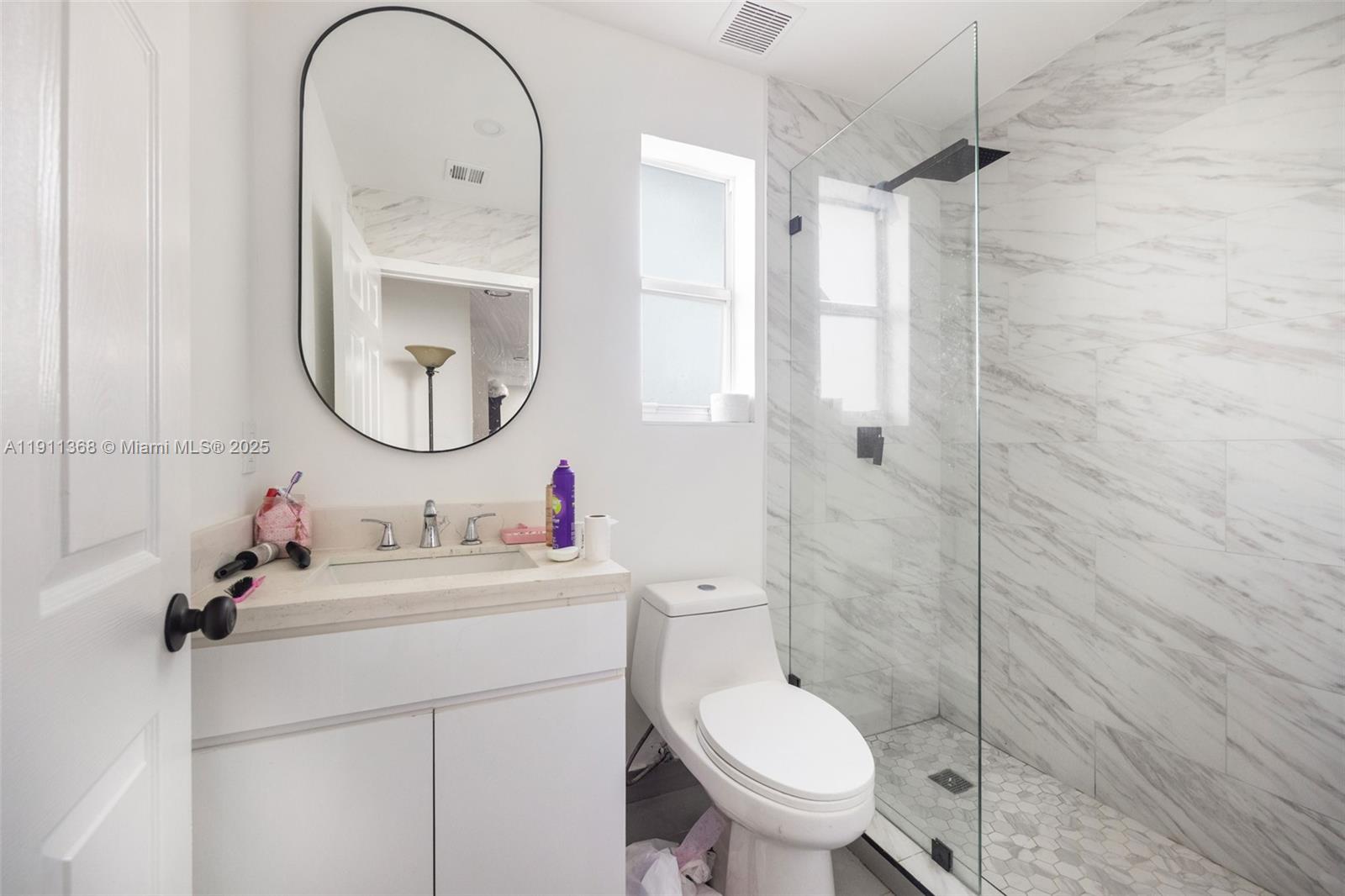   /  2316 sq. ft. $ 2025-11-10 0 Photo