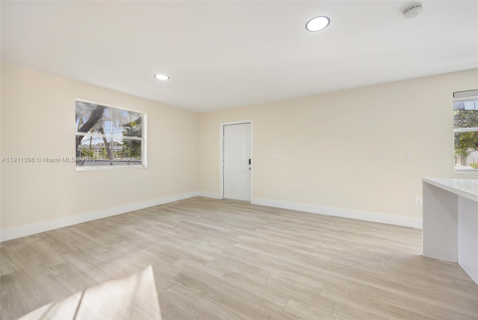   /  2316 sq. ft. $ 2025-11-10 0 Photo