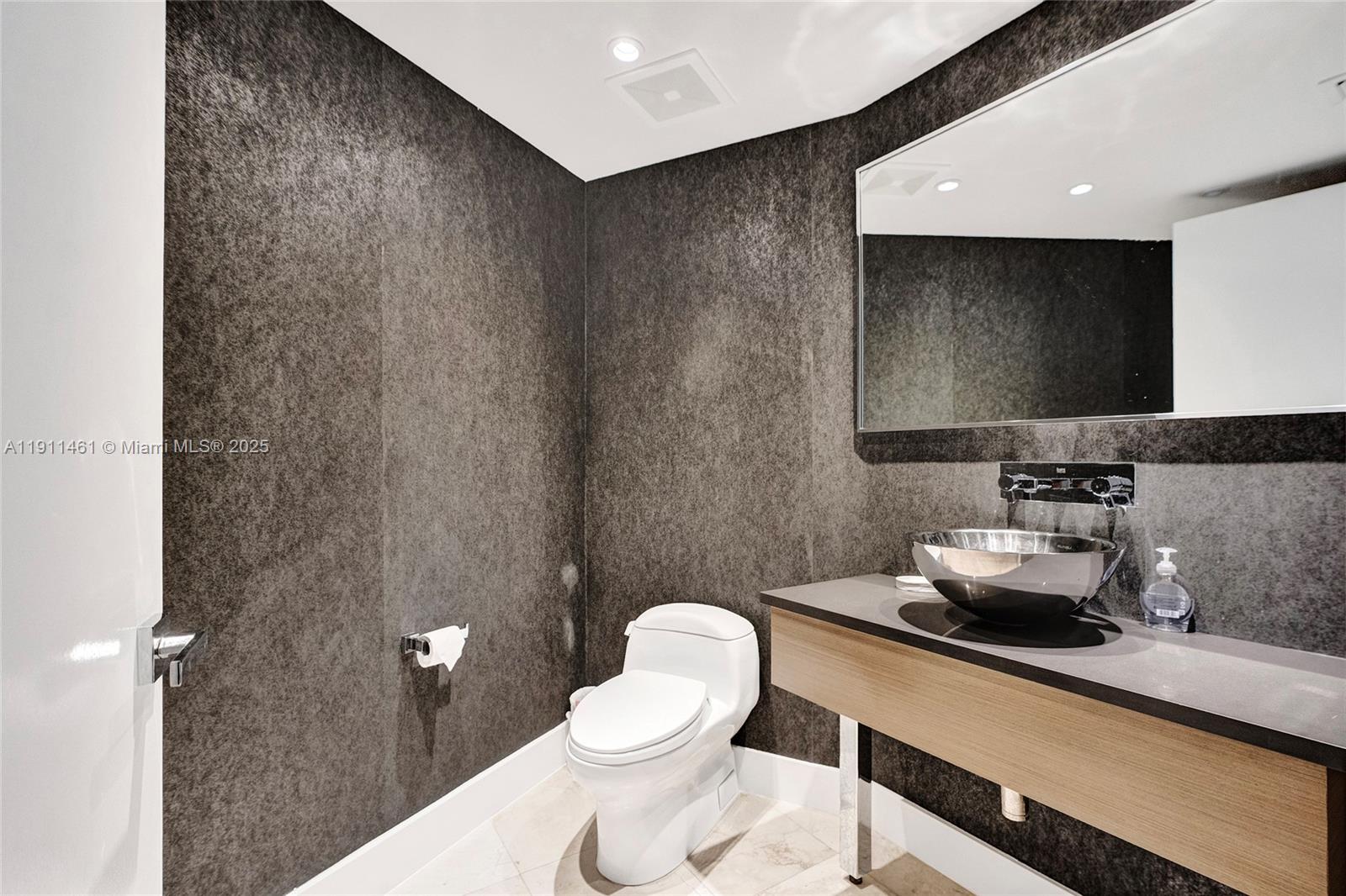 Photo of 19111 Collins Ave  #1602, Sunny Isles Beach, Florida, 33160 - 