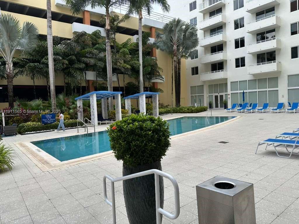 Photo of 18800 29th Ave  #913, Aventura, Florida, 33180 - 