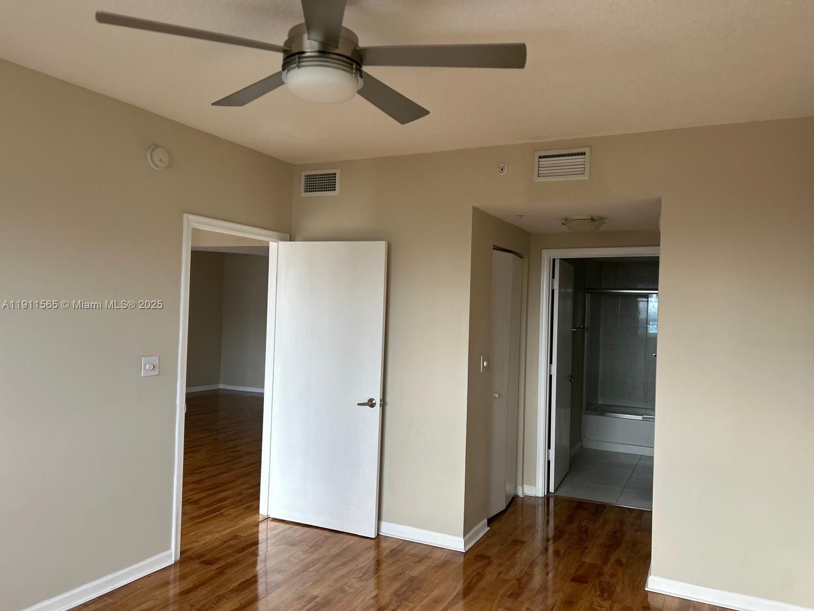 Photo of 18800 29th Ave  #913, Aventura, Florida, 33180 - 