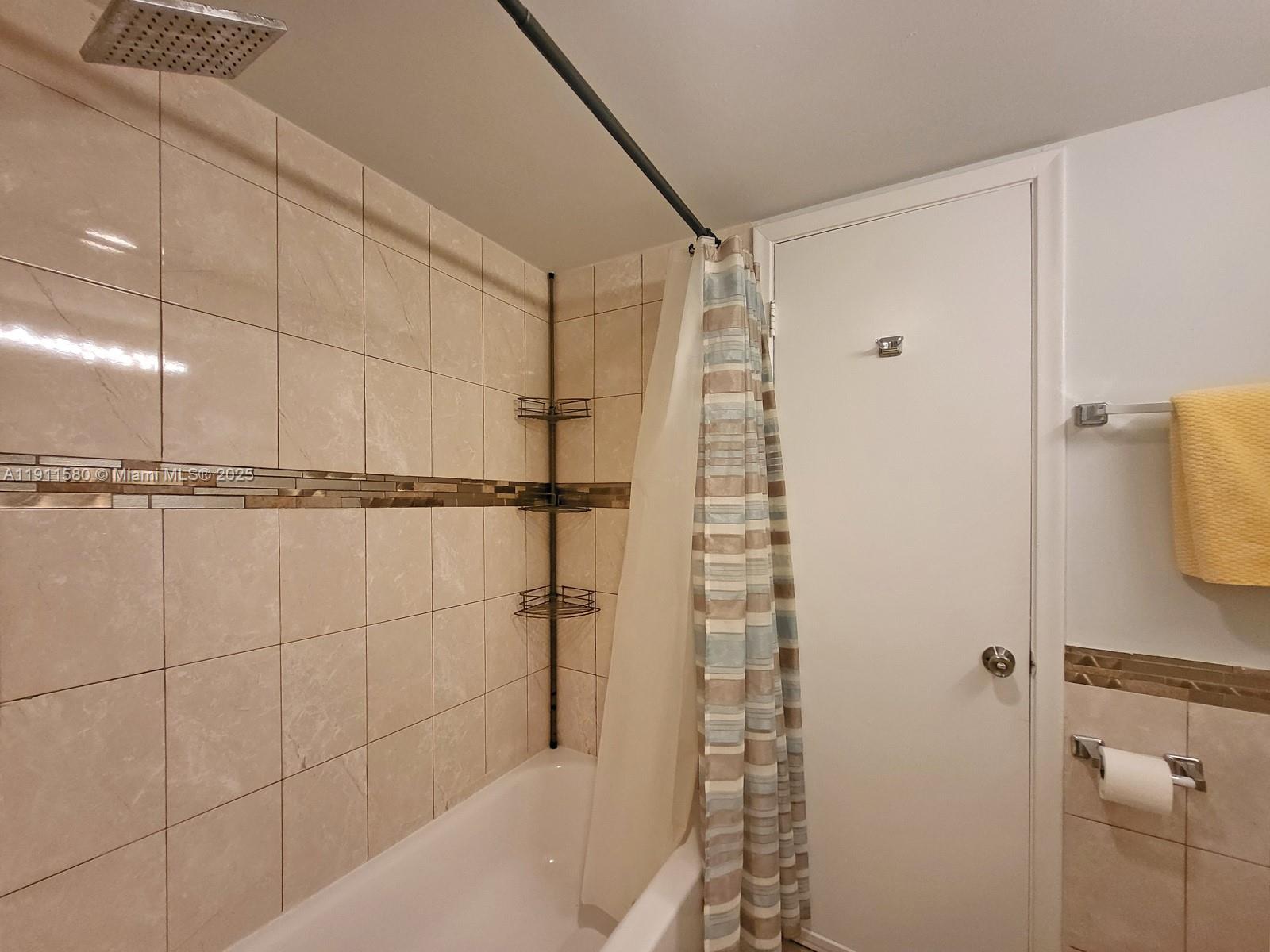 Photo of 1825 Ocean Dr #206, Hallandale Beach, Florida, 33009 -