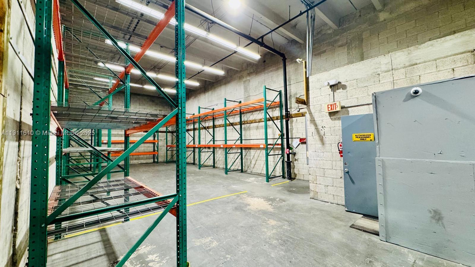 Ver detalles / sq. ft. $ 2025-11-10 0 foto