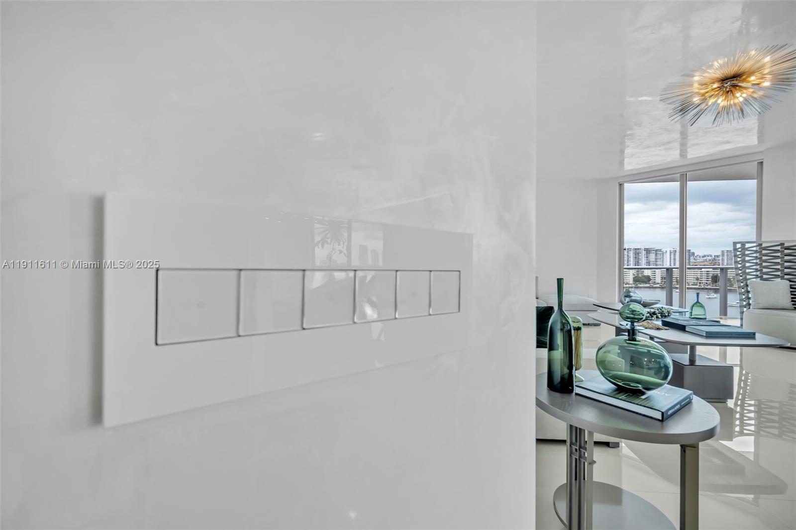 Photo of 17301 Biscayne Blvd #910, North Miami Beach, Florida, 33160 -