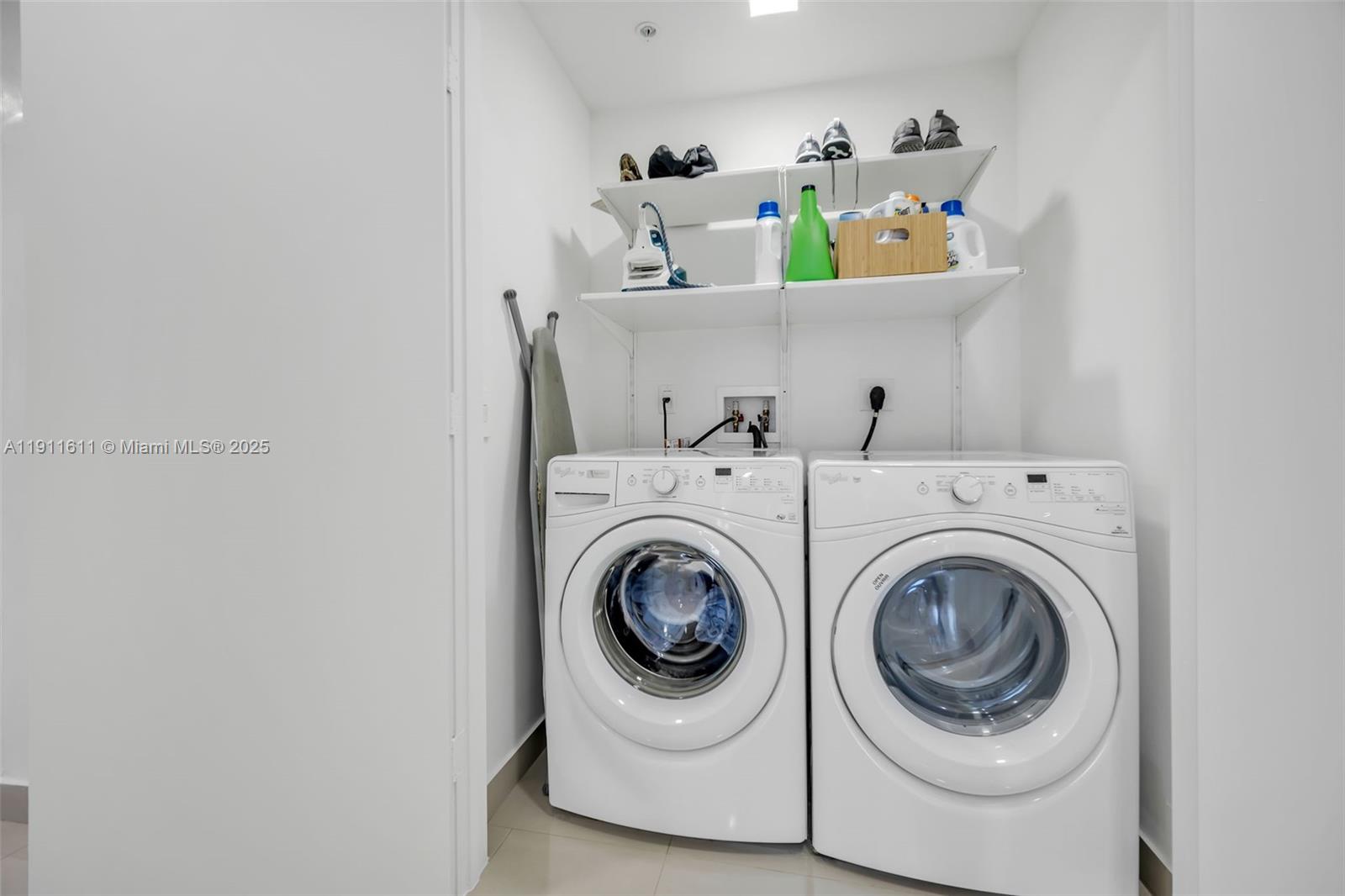 Photo of 17301 Biscayne Blvd #910, North Miami Beach, Florida, 33160 -