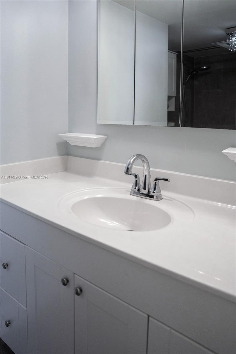 Photo of 1600 Ocean Dr  #17D, Hollywood, Florida, 33019 - 