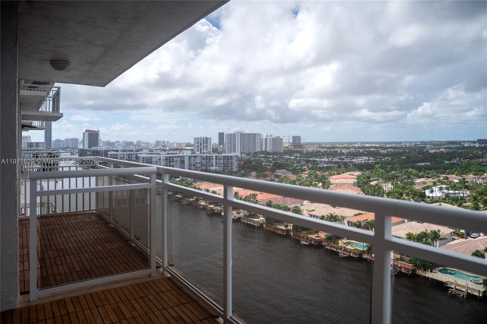 Photo of 1600 Ocean Dr  #17D, Hollywood, Florida, 33019 - 