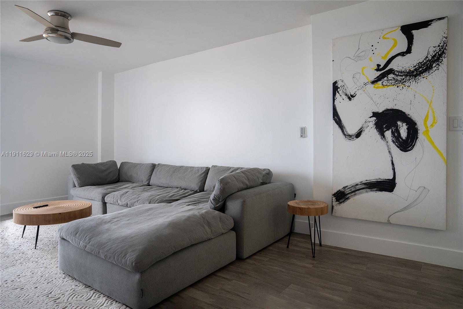 Photo of 1600 Ocean Dr  #17D, Hollywood, Florida, 33019 - 