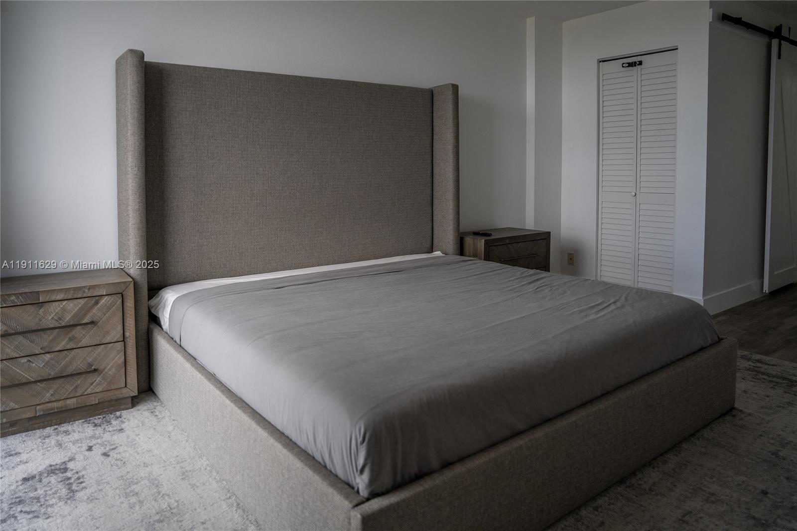 Photo of 1600 Ocean Dr  #17D, Hollywood, Florida, 33019 - 