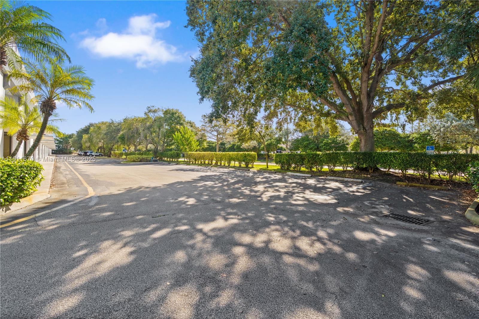 Ver detalles 1C / sq. ft. $ 2025-11-10 0 foto