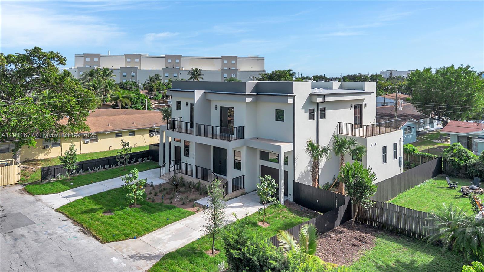   /  5472 sq. ft. $ 2025-11-10 0 foto