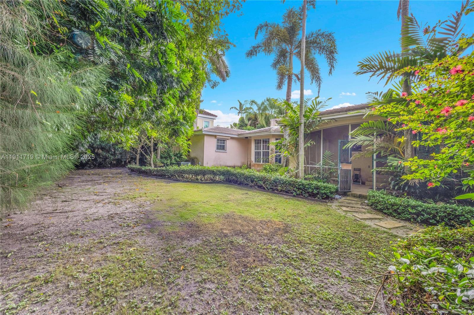   /   sq. ft. $ 2025-11-10 0 Photo