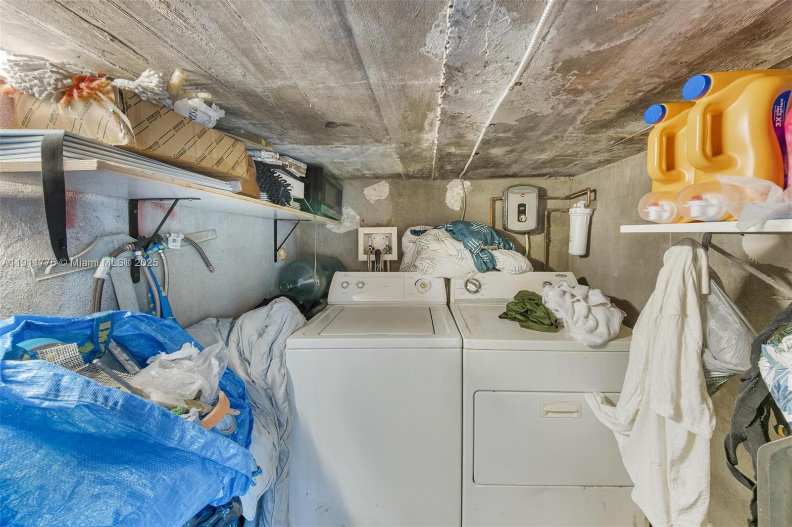   /  1832 кв.футов $ 2025-11-10 0 Фото