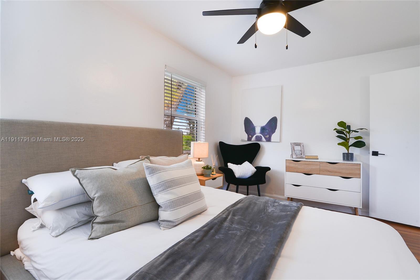   /  1021 sq. ft. $ 2025-11-10 0 Photo