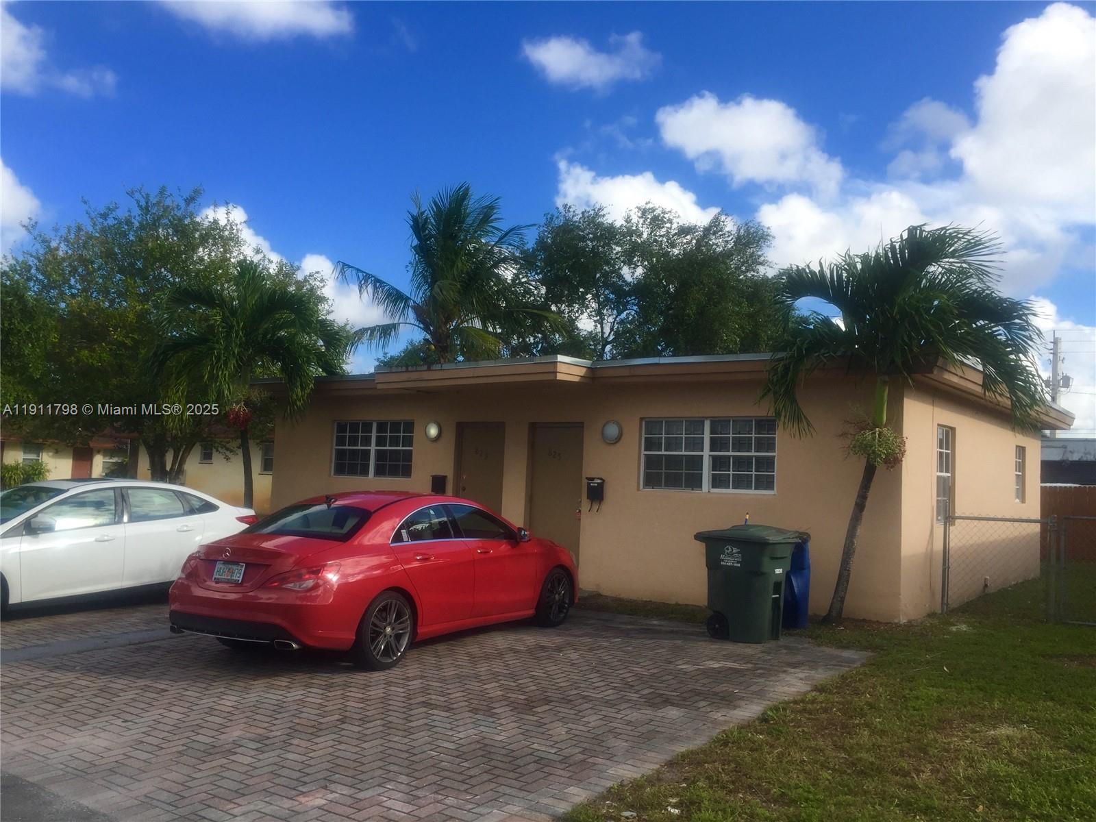   /  1028 кв.футов $ 2025-11-10 0 Фото