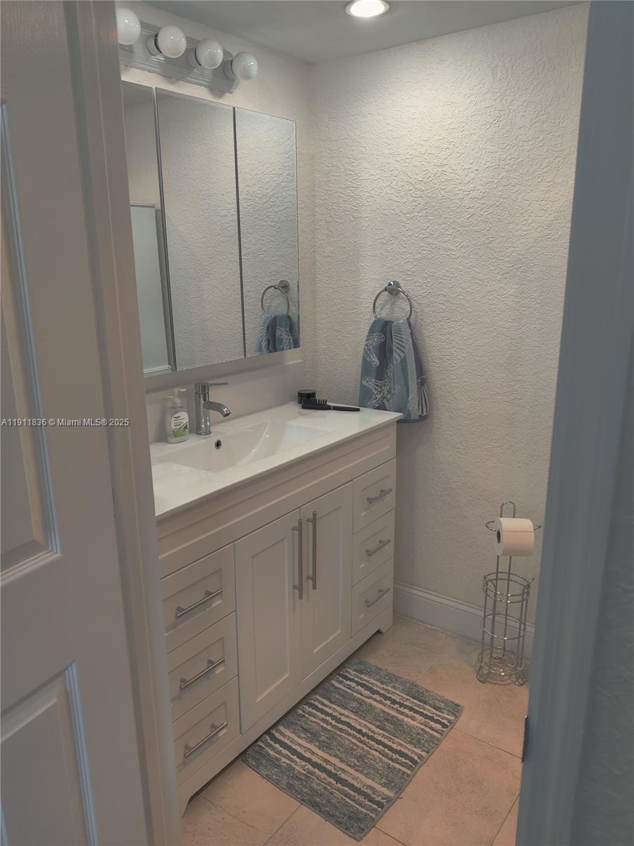 Photo of 500 12th Ave  #102, Hallandale Beach, Florida, 33009 - 