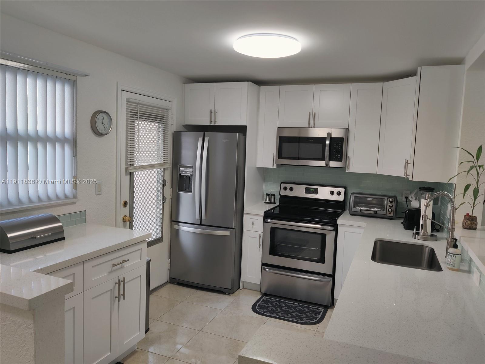 Photo of 500 12th Ave  #102, Hallandale Beach, Florida, 33009 - 