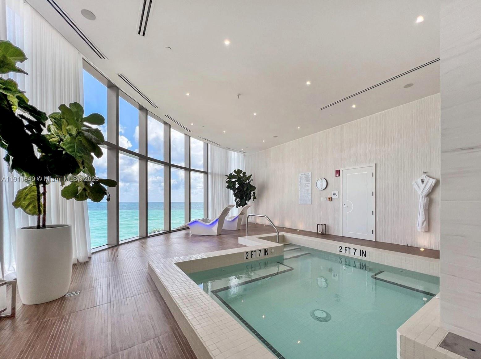 Ver detalles 703 2 / 3 1447 sq. ft. $ 2025-11-10 0 foto