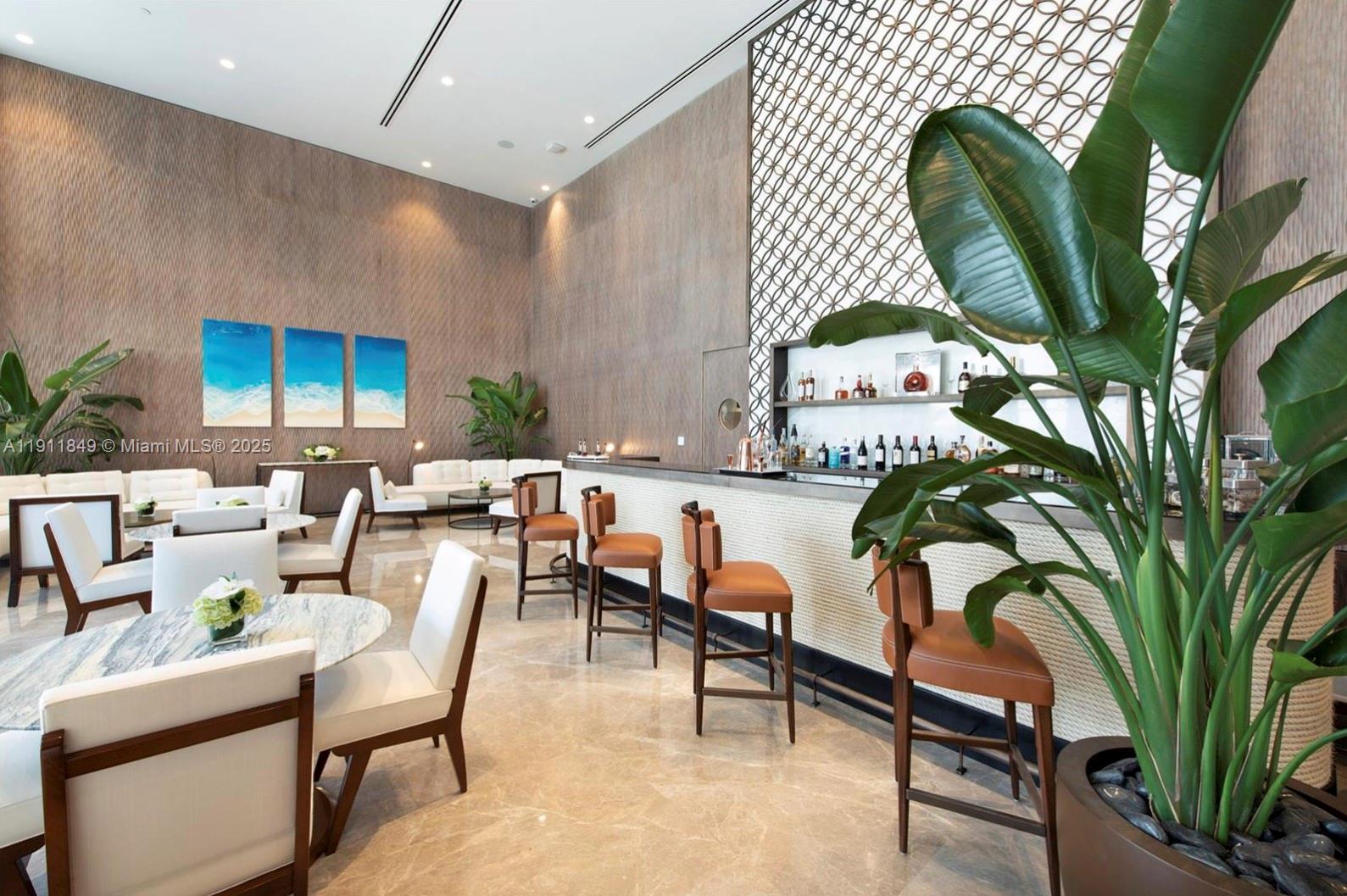 Ver detalles 703 2 / 3 1447 sq. ft. $ 2025-11-10 0 foto