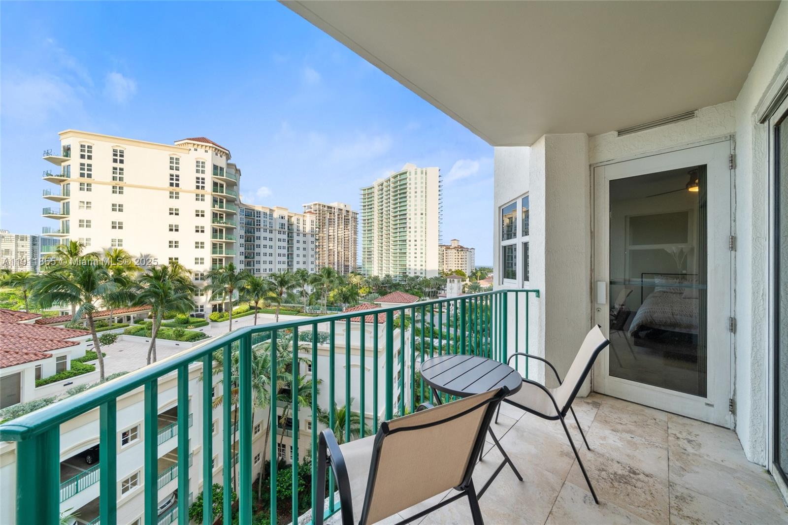 Photo of 19900 Country Club Dr  #816, Aventura, Florida, 33180 - 