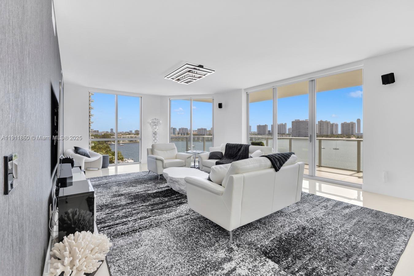 Photo of 17111 Biscayne Blvd #909, North Miami Beach, Florida, 33160 -