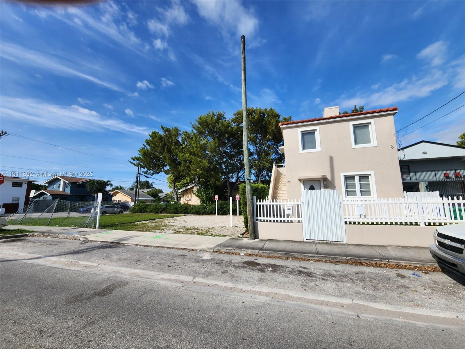   /  1140 sq. ft. $ 2025-11-11 0 Photo