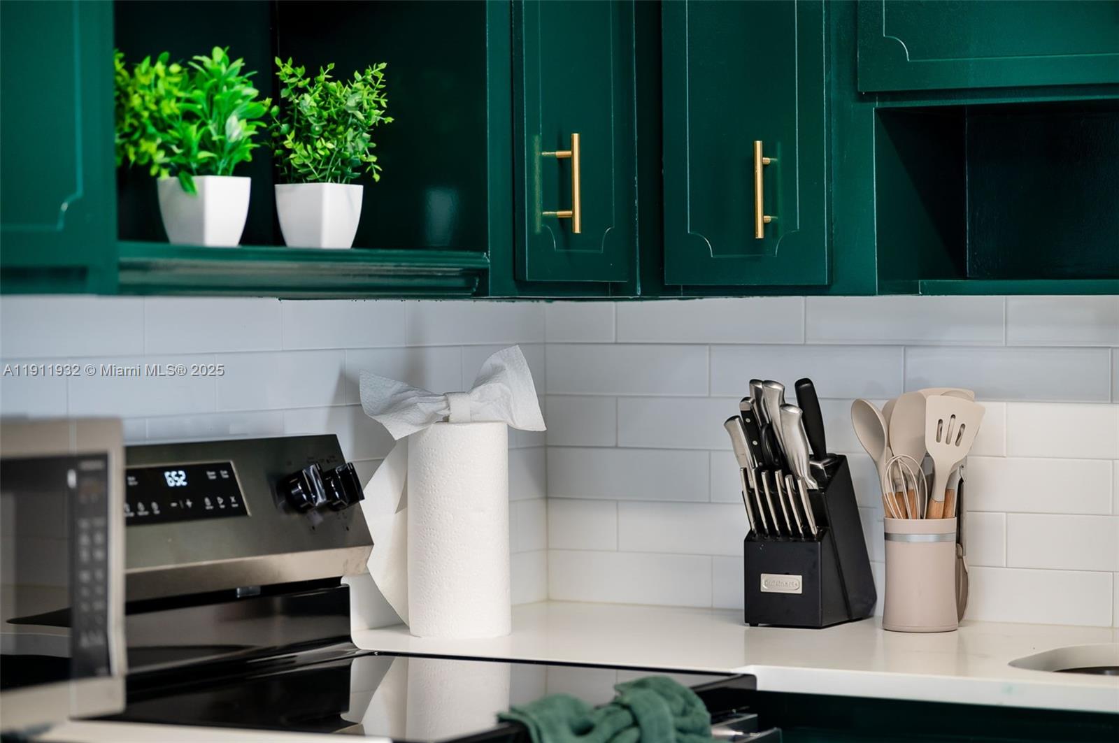   /  2280 sq. ft. $ 2025-11-11 0 Photo