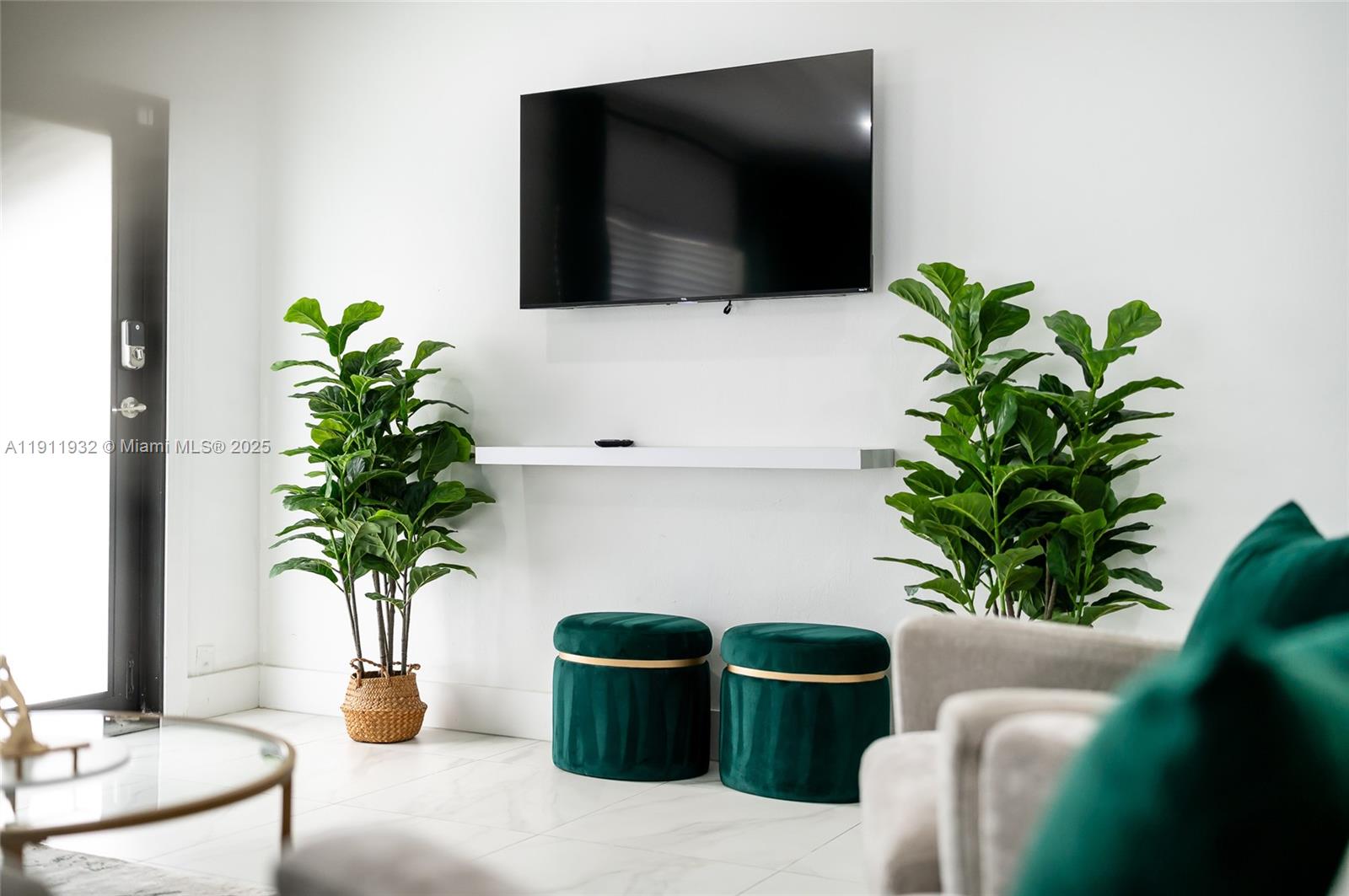   /  2280 sq. ft. $ 2025-11-11 0 Photo