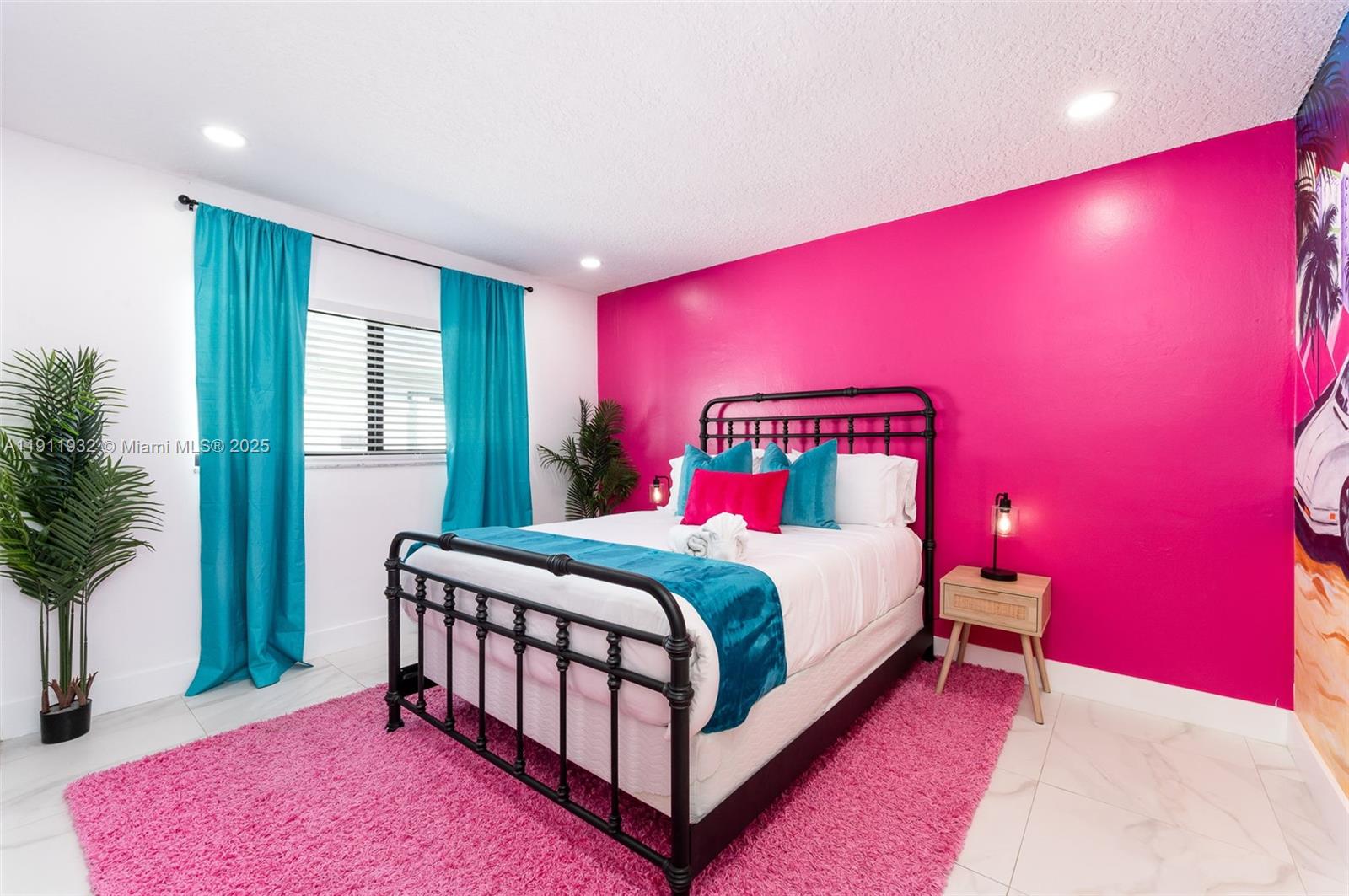   /  2280 sq. ft. $ 2025-11-11 0 Photo