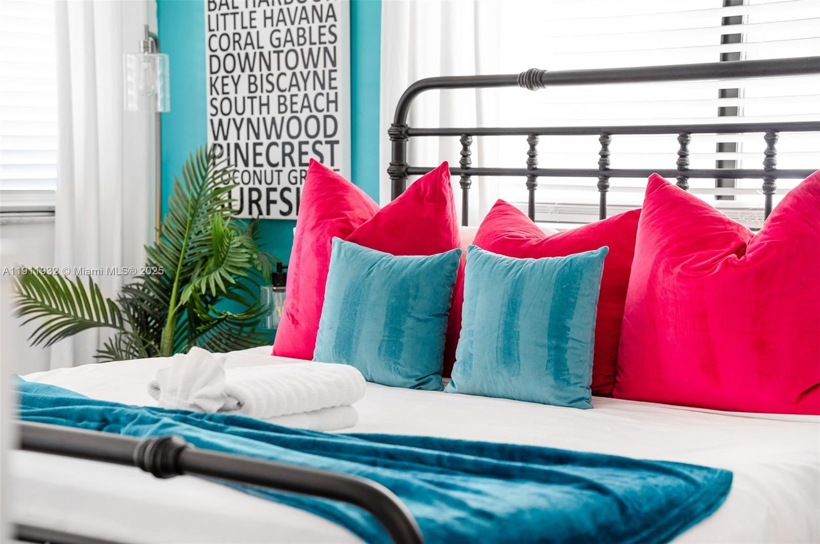   /  2280 sq. ft. $ 2025-11-11 0 Photo