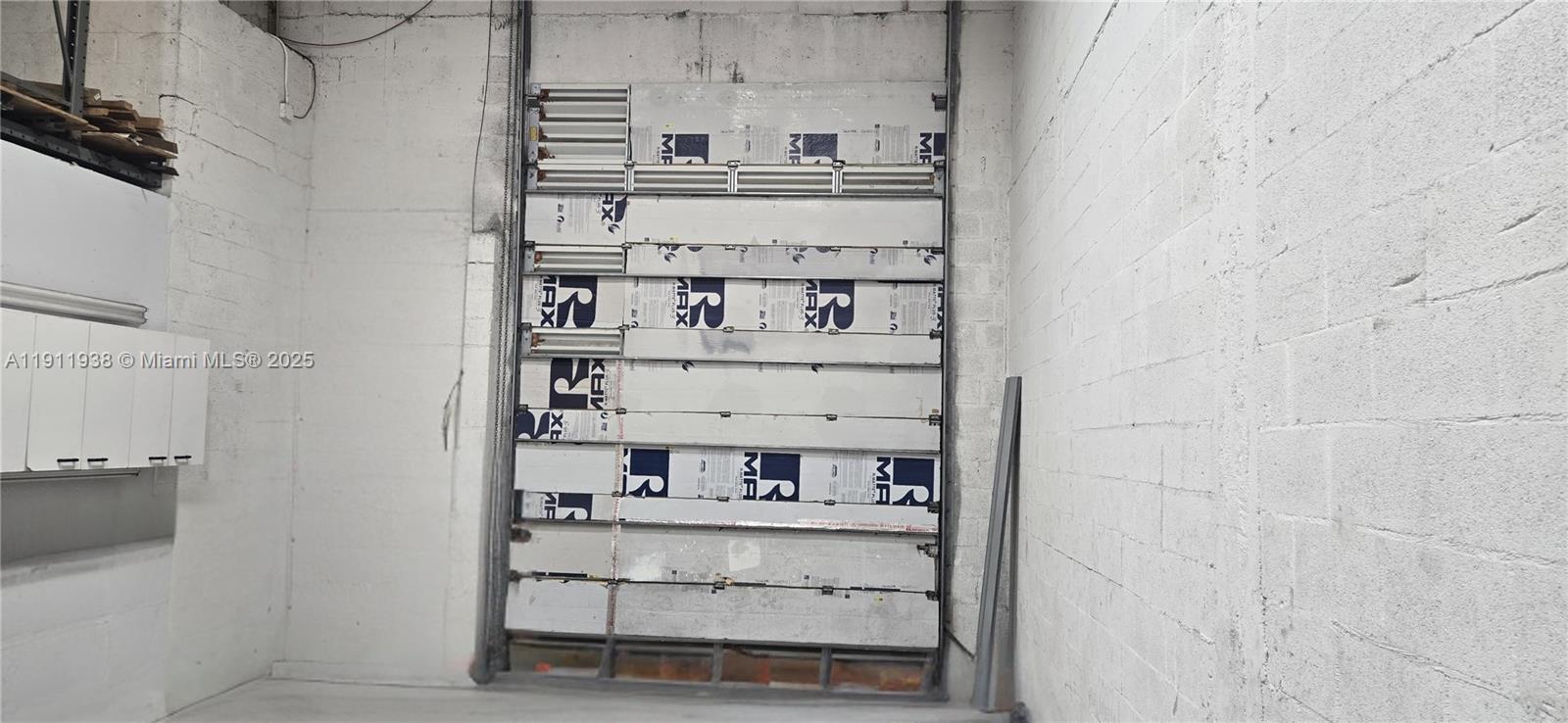 118  /   sq. ft. $ 2025-11-11 0 Photo