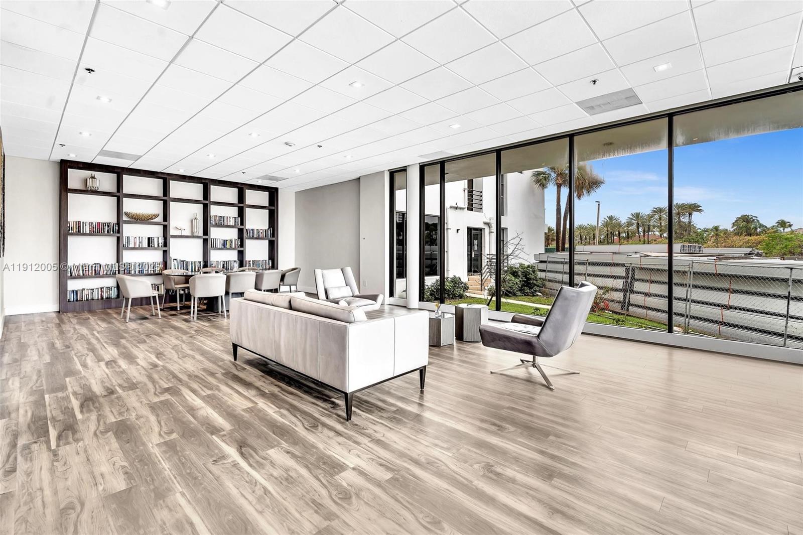 Photo of 20515 Country Club Dr  #2047, Aventura, Florida, 33180 - 