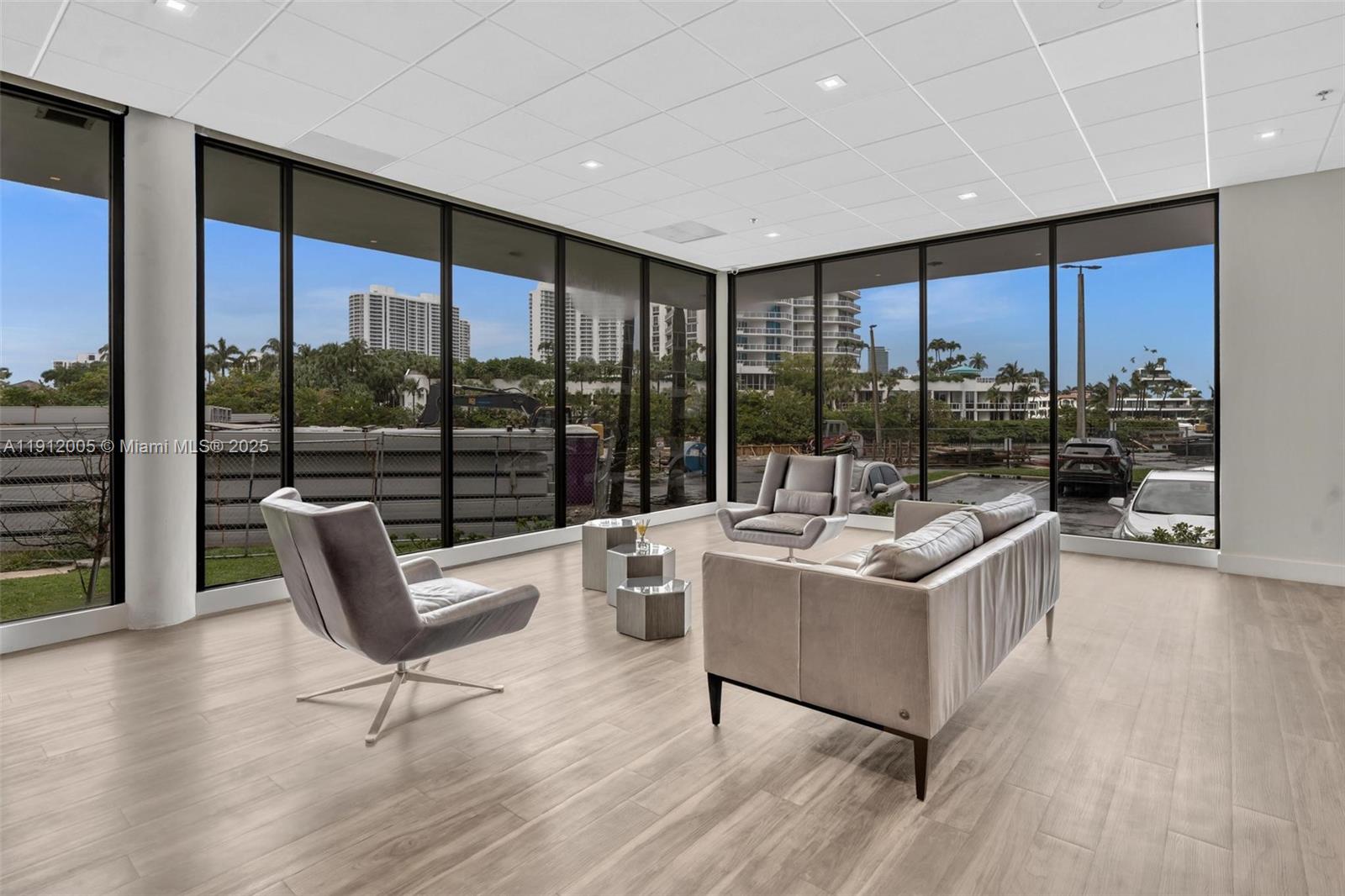 Photo of 20515 Country Club Dr  #2047, Aventura, Florida, 33180 - 