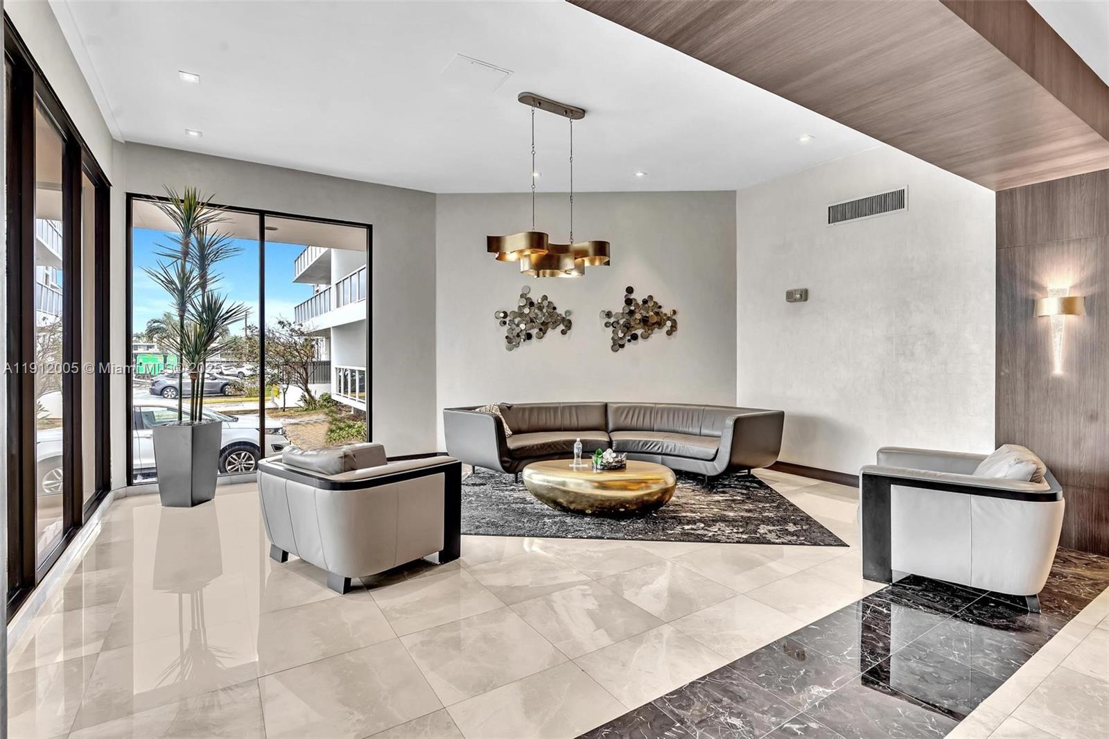Photo of 20515 Country Club Dr  #2047, Aventura, Florida, 33180 - 