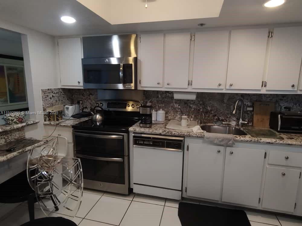 Photo of 20515 Country Club Dr  #2047, Aventura, Florida, 33180 - 