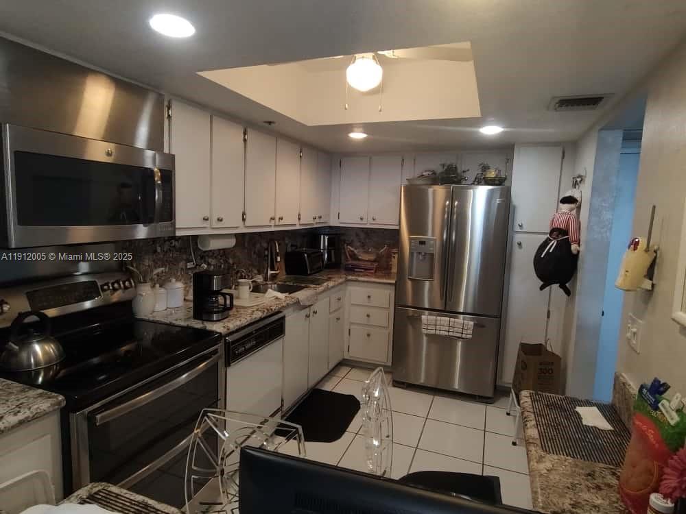 Photo of 20515 Country Club Dr  #2047, Aventura, Florida, 33180 - 