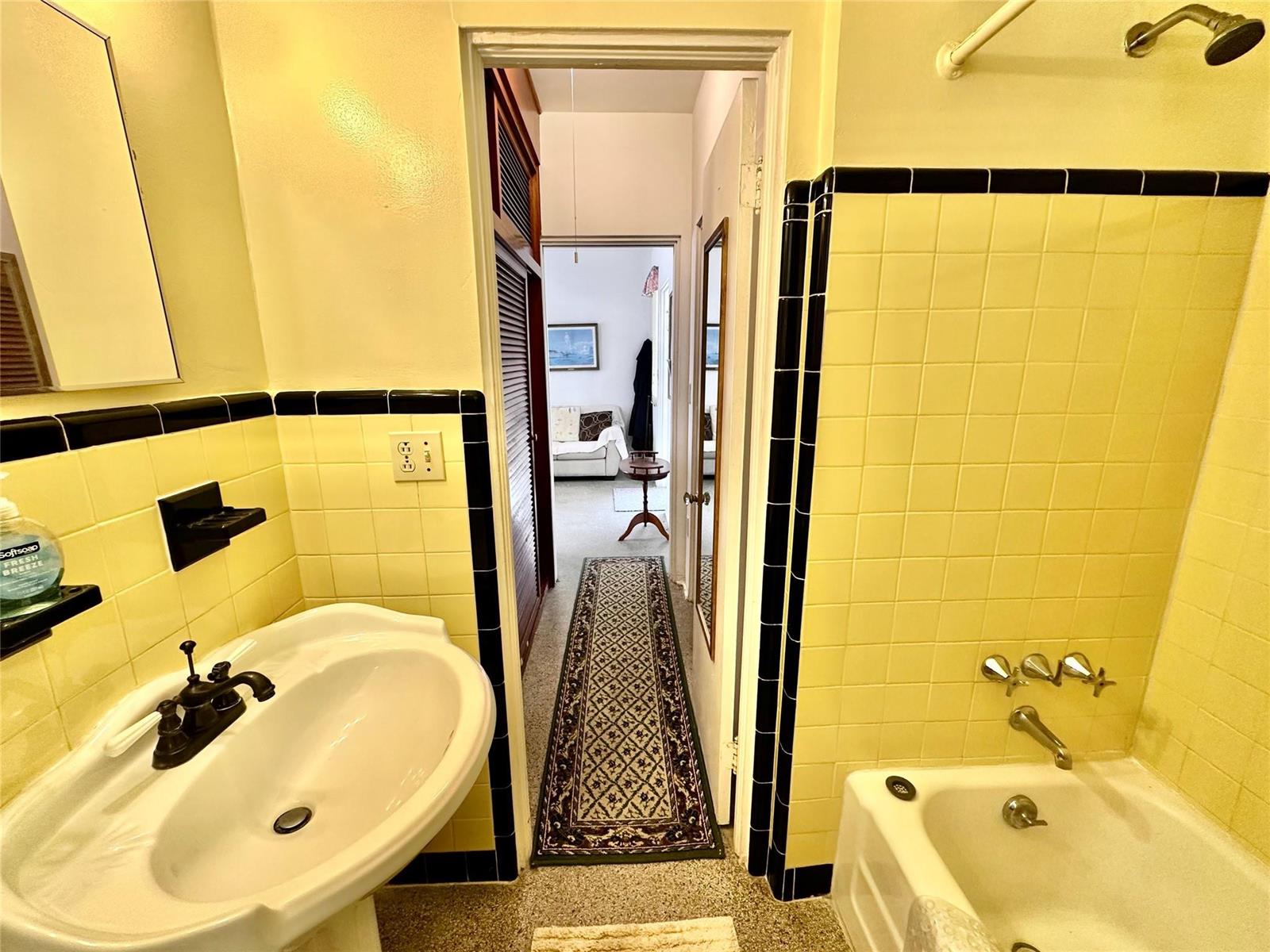   / 0  sq. ft. $ 2026-06-15 0 Photo
