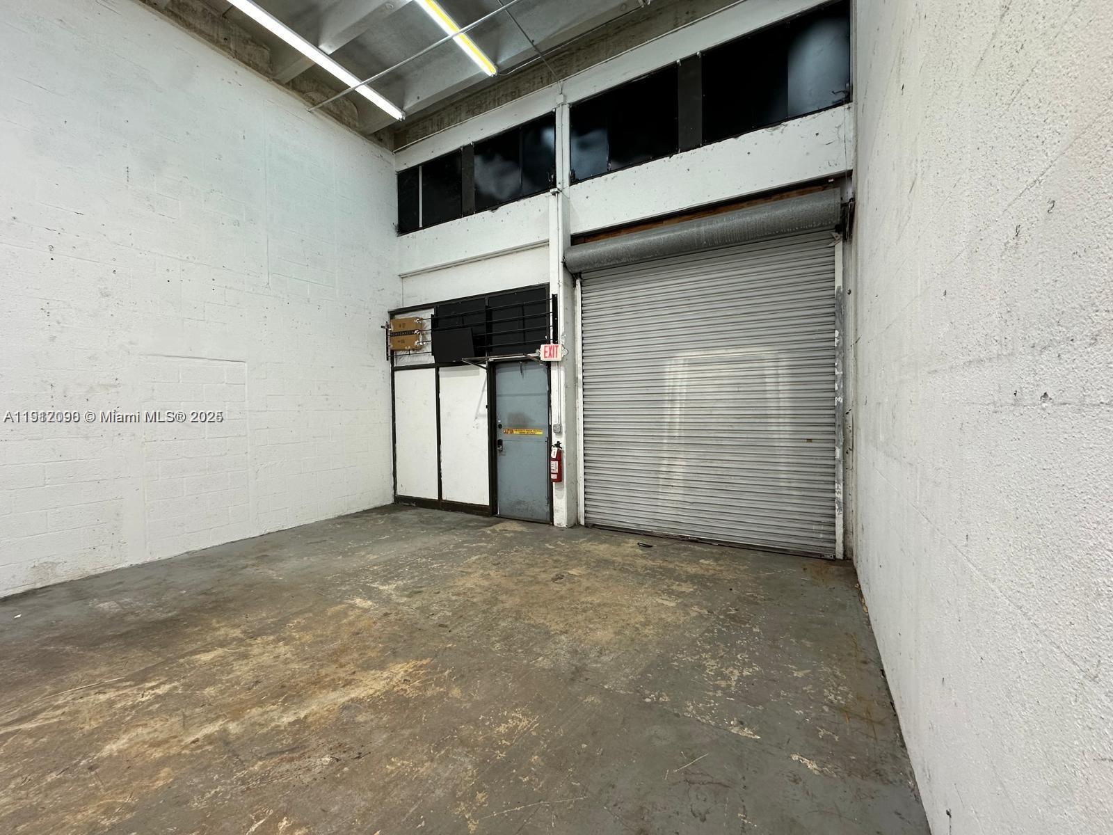 See details 18 / sq. ft. $ 2025-11-11 0 Photo