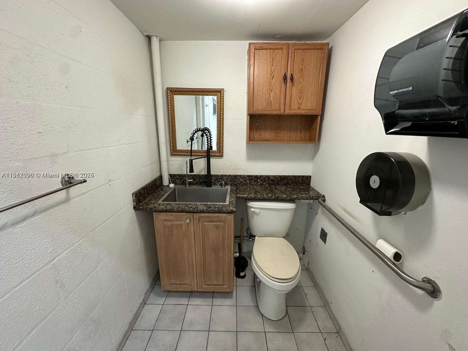 See details 18 / sq. ft. $ 2025-11-11 0 Photo